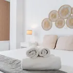 Blonzu Dominicana * 丰希罗拉